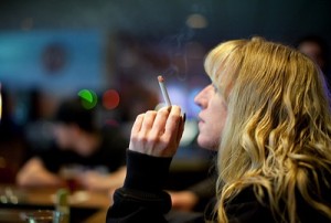 woman_smoking